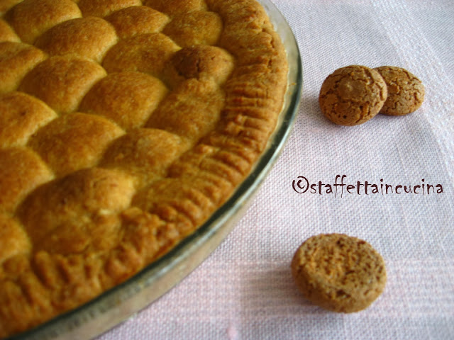 crostata di amaretti