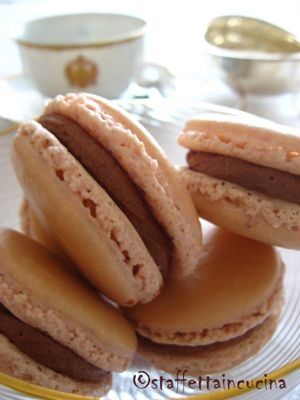 macarons al cioccolato