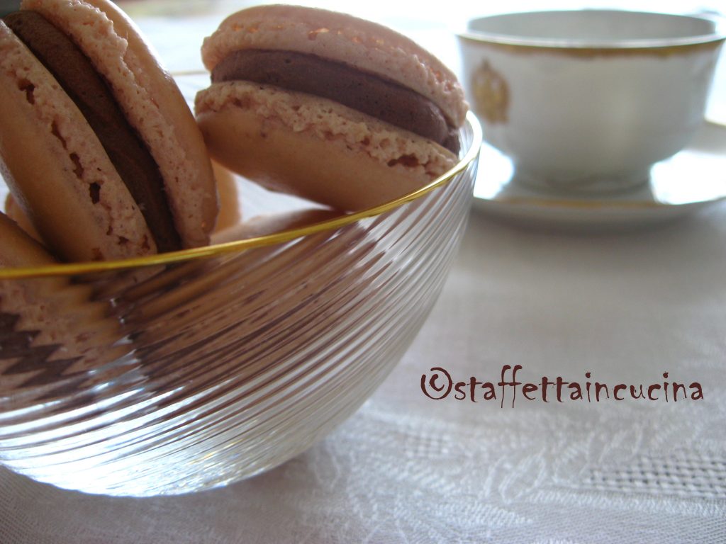 macarons al cioccolato