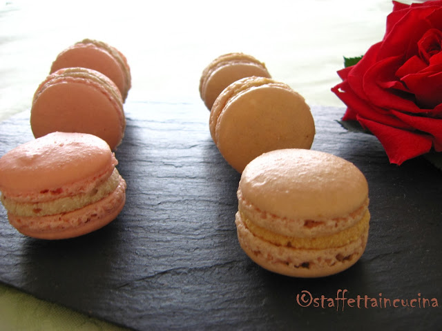 macarons alla nocciola