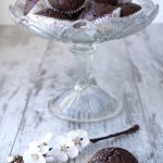 muffin al doppio cioccolato e frutti di bosco