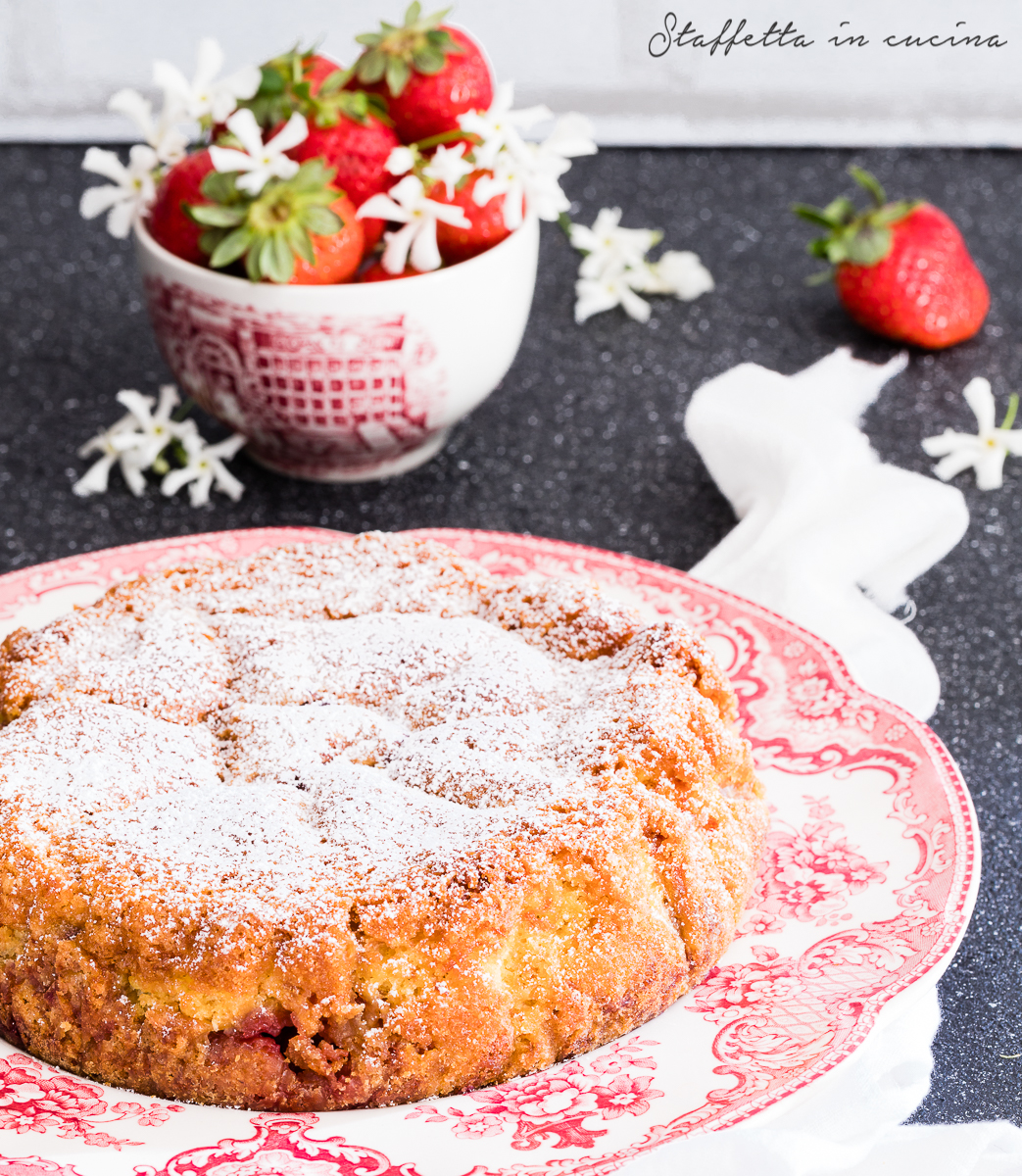 torta 10 cucchiai alle fragole