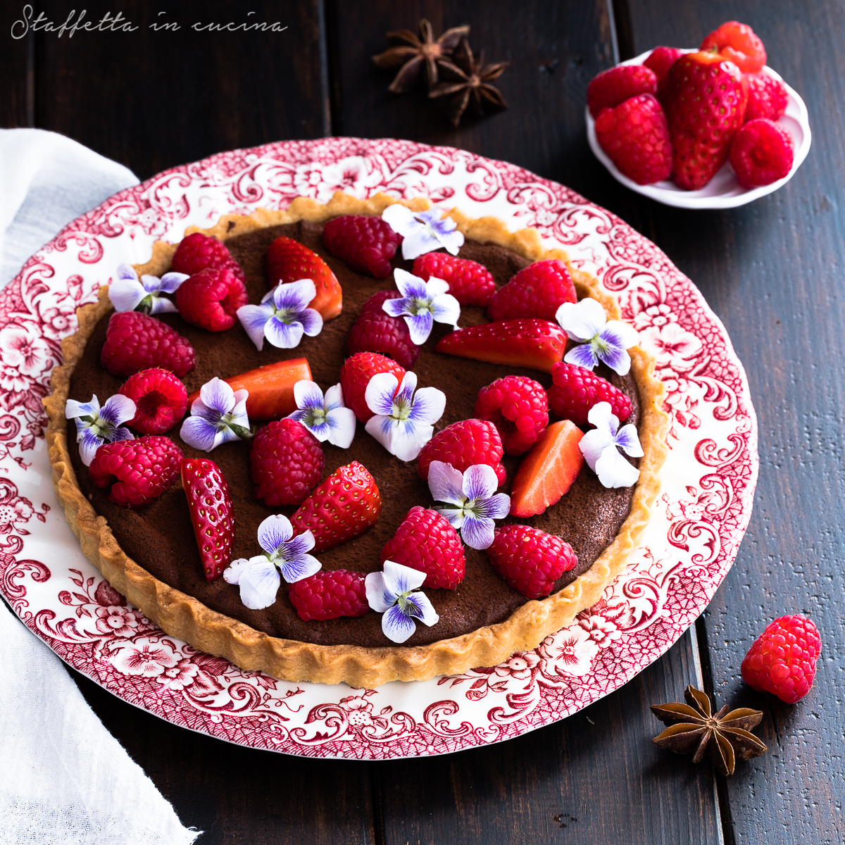 crostata cioccolato e lamponi di Ottolenghi