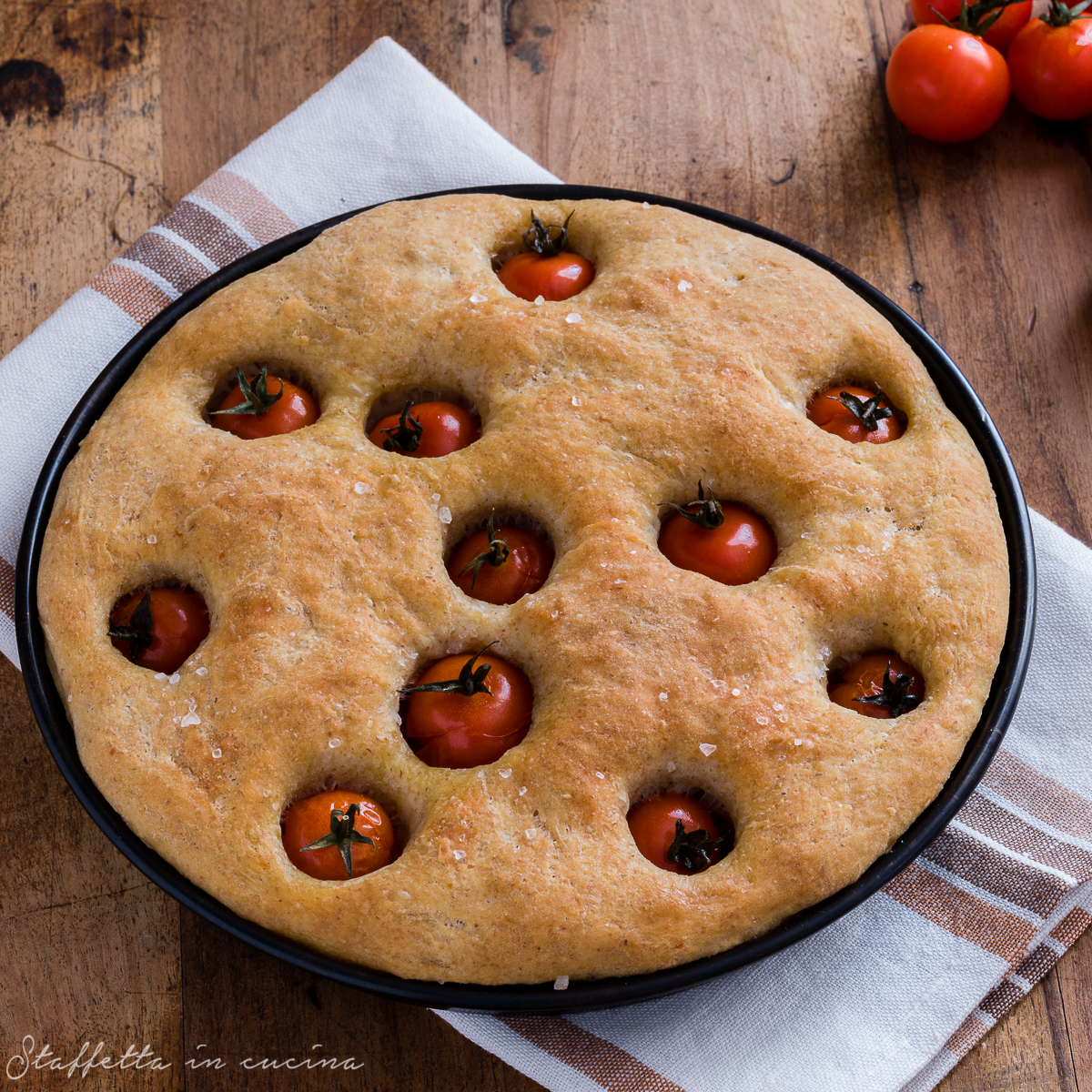 focaccia tipo barese