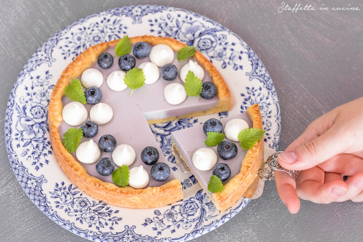 crostata con panna cotta ai mirtilli