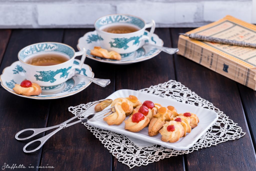 biscotti di frolla montata