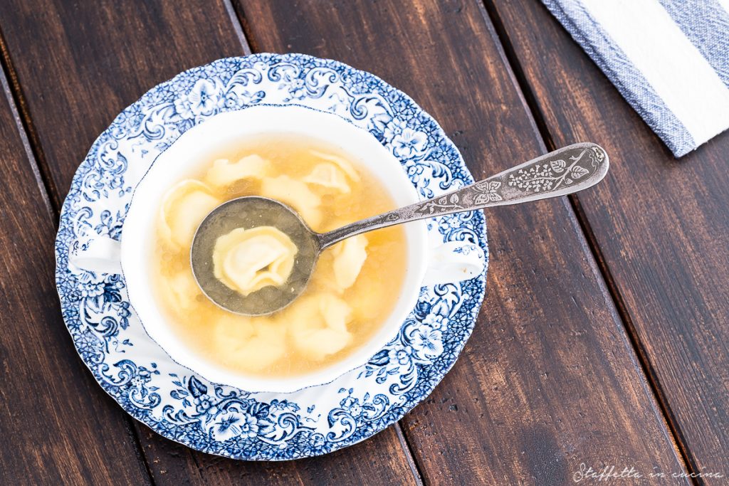 tortellini in brodo