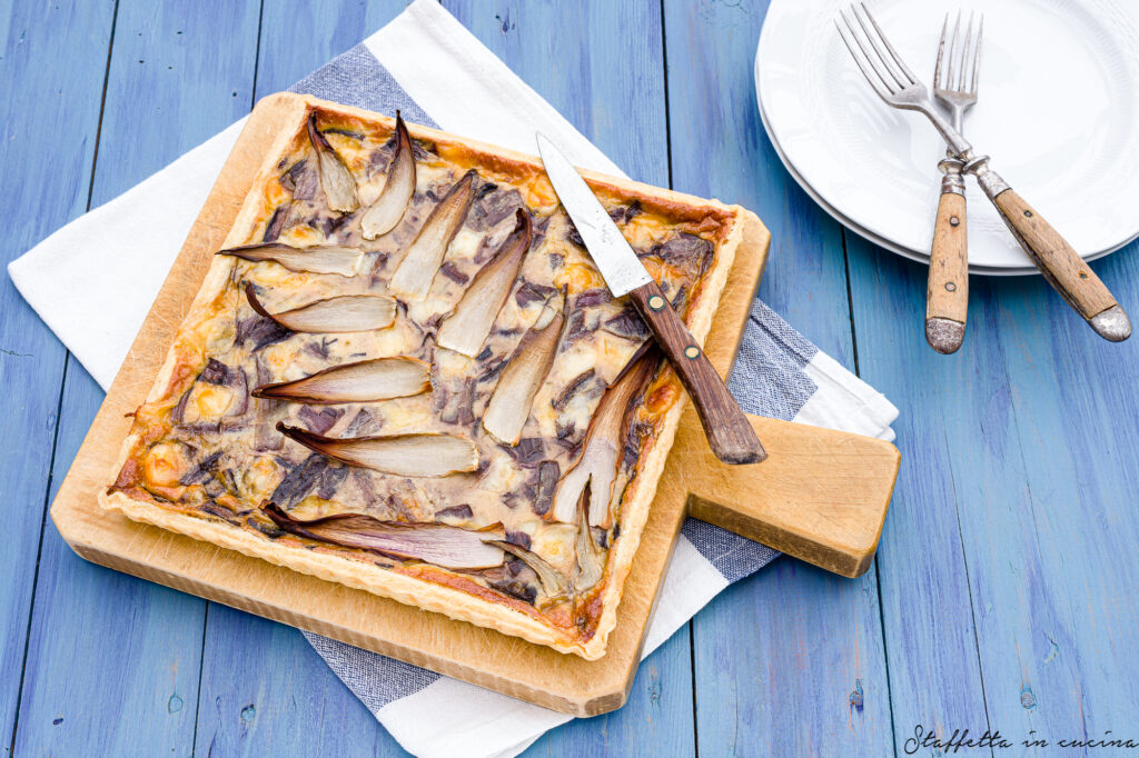 torta salata con radicchio rosso